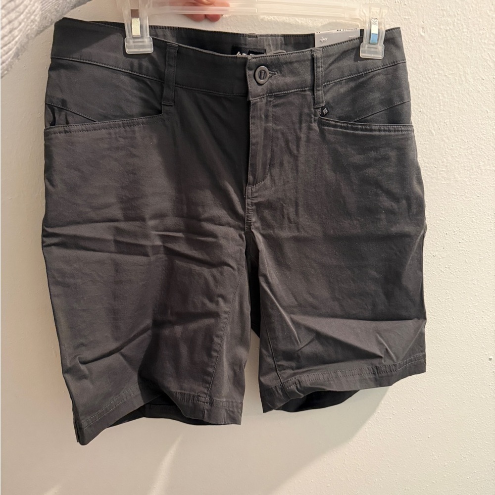 Women’s Notion Black Diamond shorts- Size 10